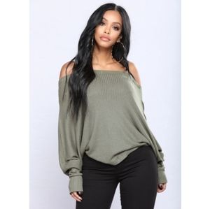 Fashion Nova small "off with his head" Army green NEW top